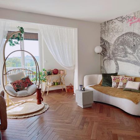 Rose Blossom Apartment In Paris ヴァンヴ エクステリア 写真