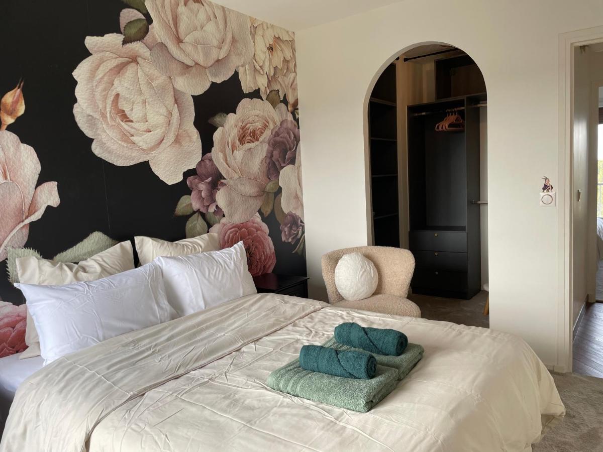 Rose Blossom Apartment In Paris ヴァンヴ エクステリア 写真